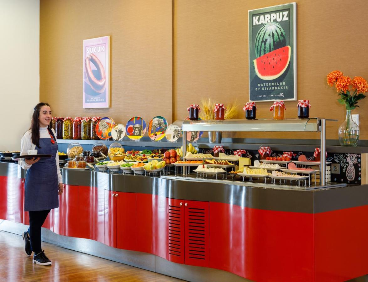 Hotel Ibis Istanbul Esenyurt Extérieur photo
