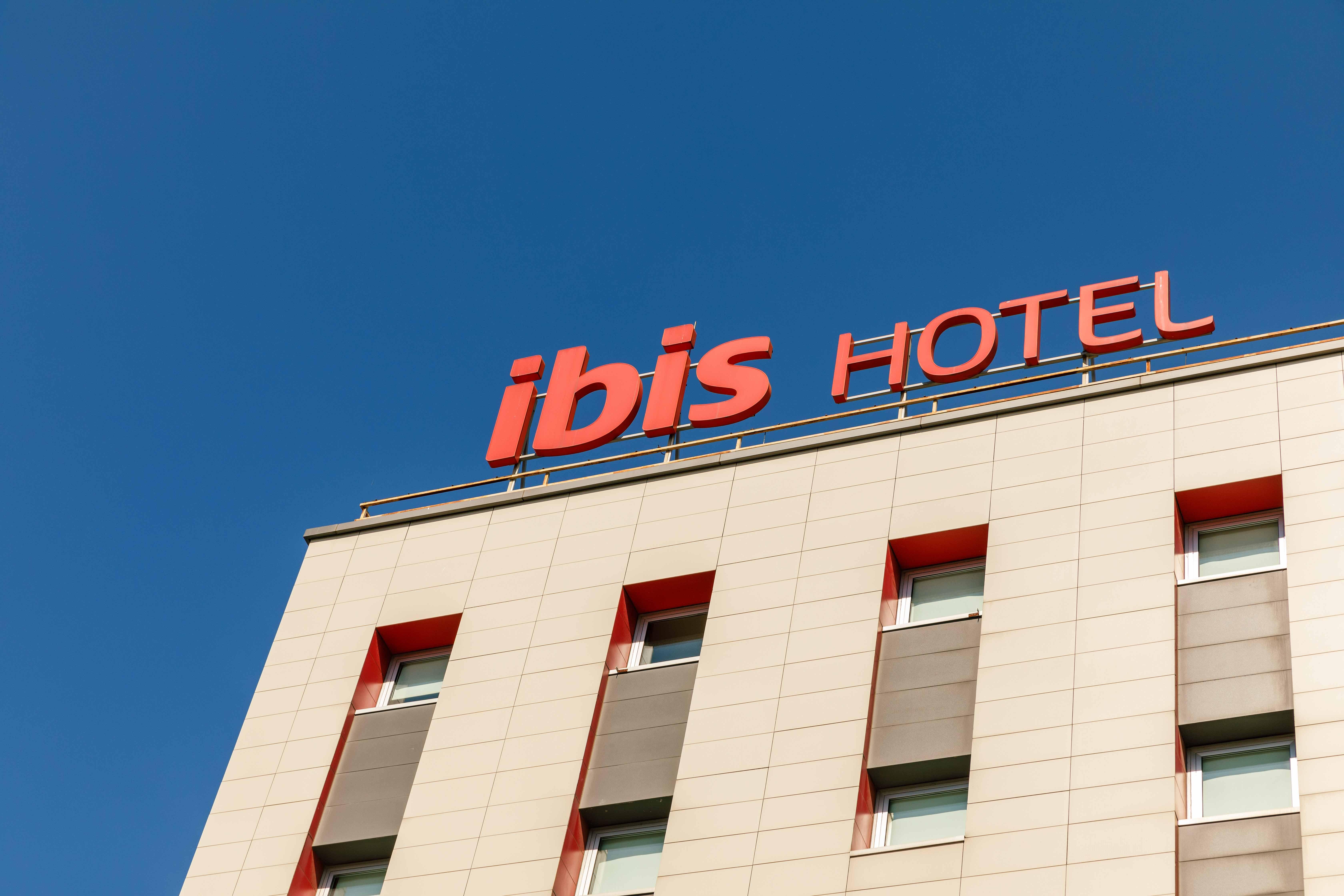 Hotel Ibis Istanbul Esenyurt Extérieur photo
