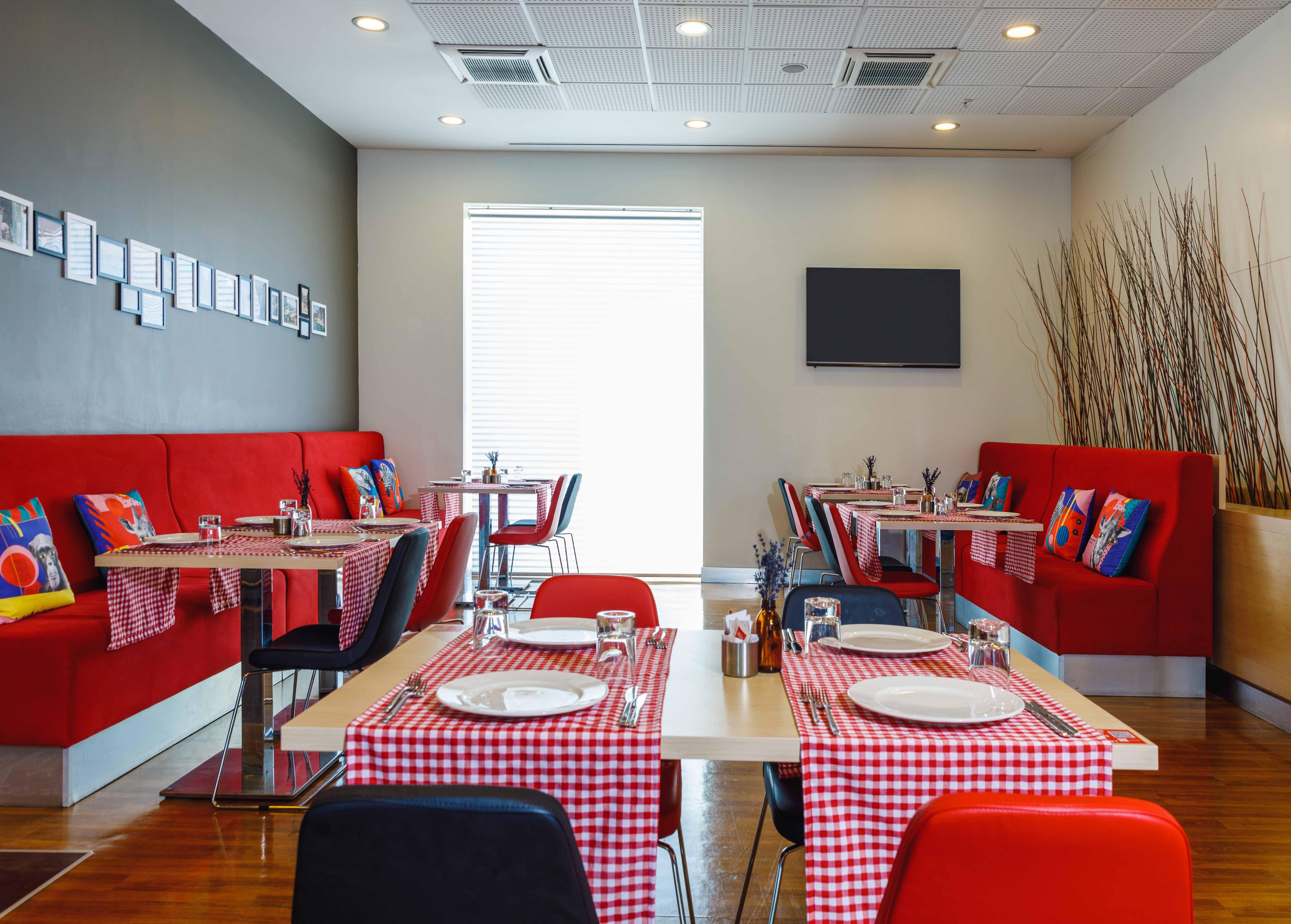 Hotel Ibis Istanbul Esenyurt Extérieur photo