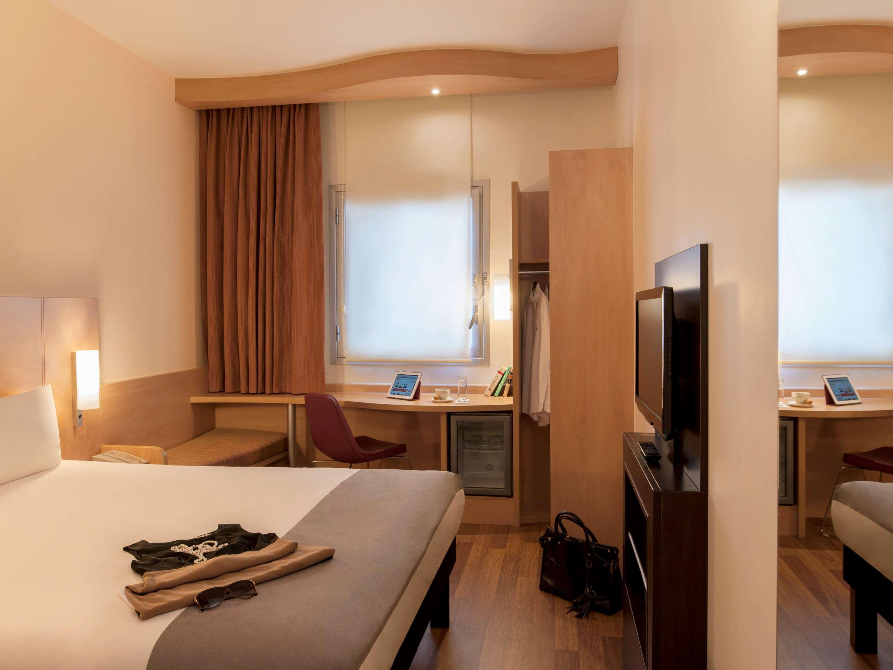 Hotel Ibis Istanbul Esenyurt Extérieur photo