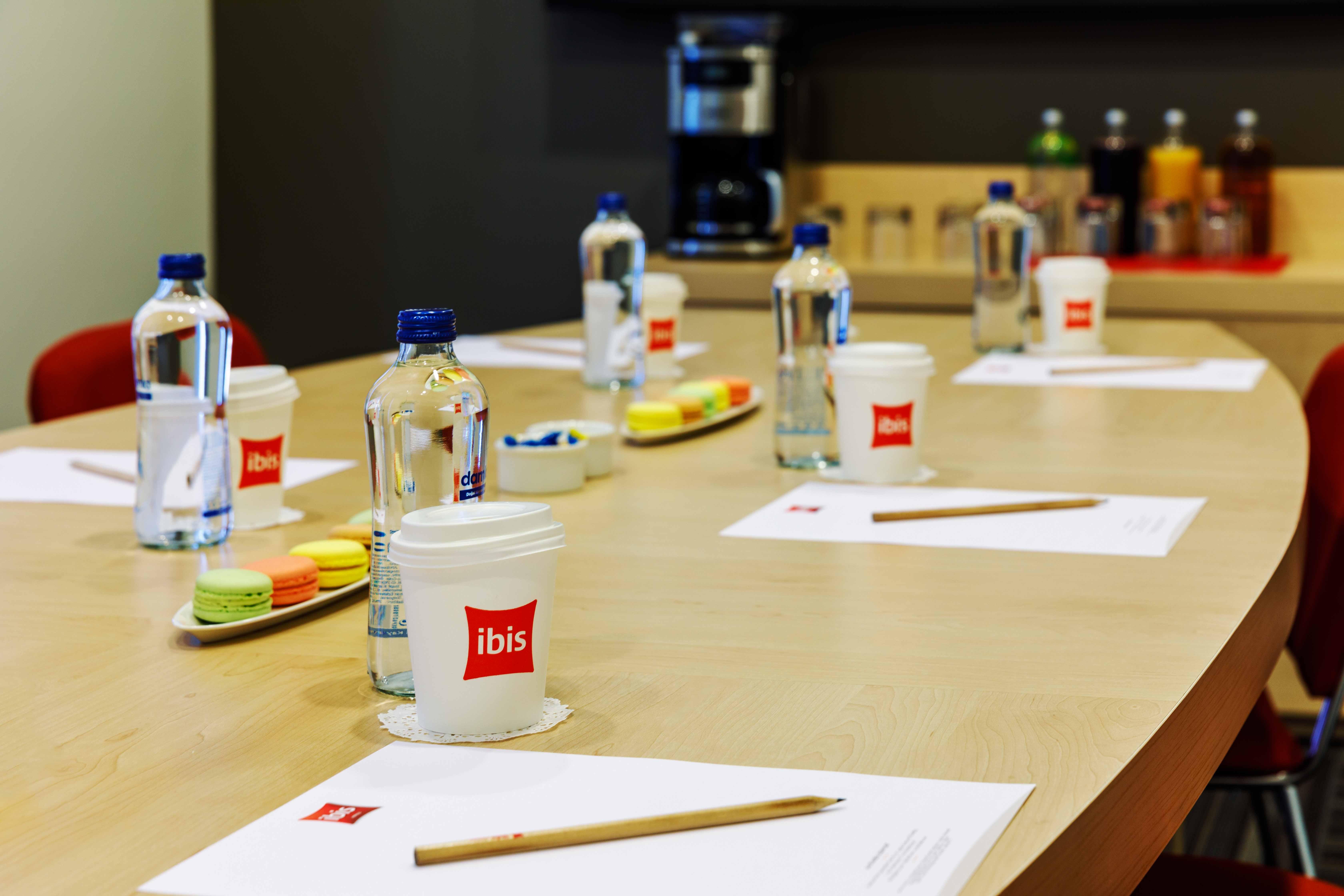 Hotel Ibis Istanbul Esenyurt Extérieur photo