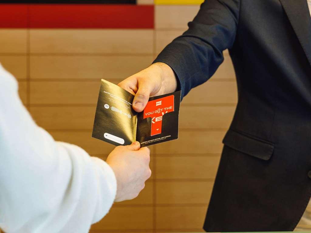 Hotel Ibis Istanbul Esenyurt Extérieur photo
