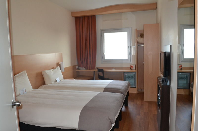 Hotel Ibis Istanbul Esenyurt Extérieur photo